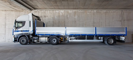 Auflieger mit Lenkachse